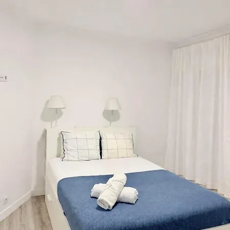 Apartman Comfortable 3 Bedroom Santa Apolonia