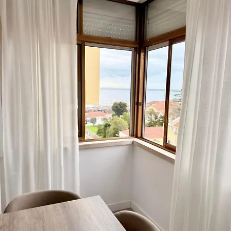 Apartmán Comfortable 3 Bedroom Santa Apolonia